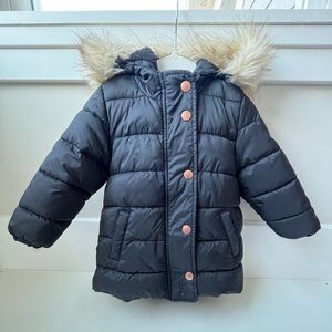 Old Navy 2T Black Puffer Coat with removable fur detail